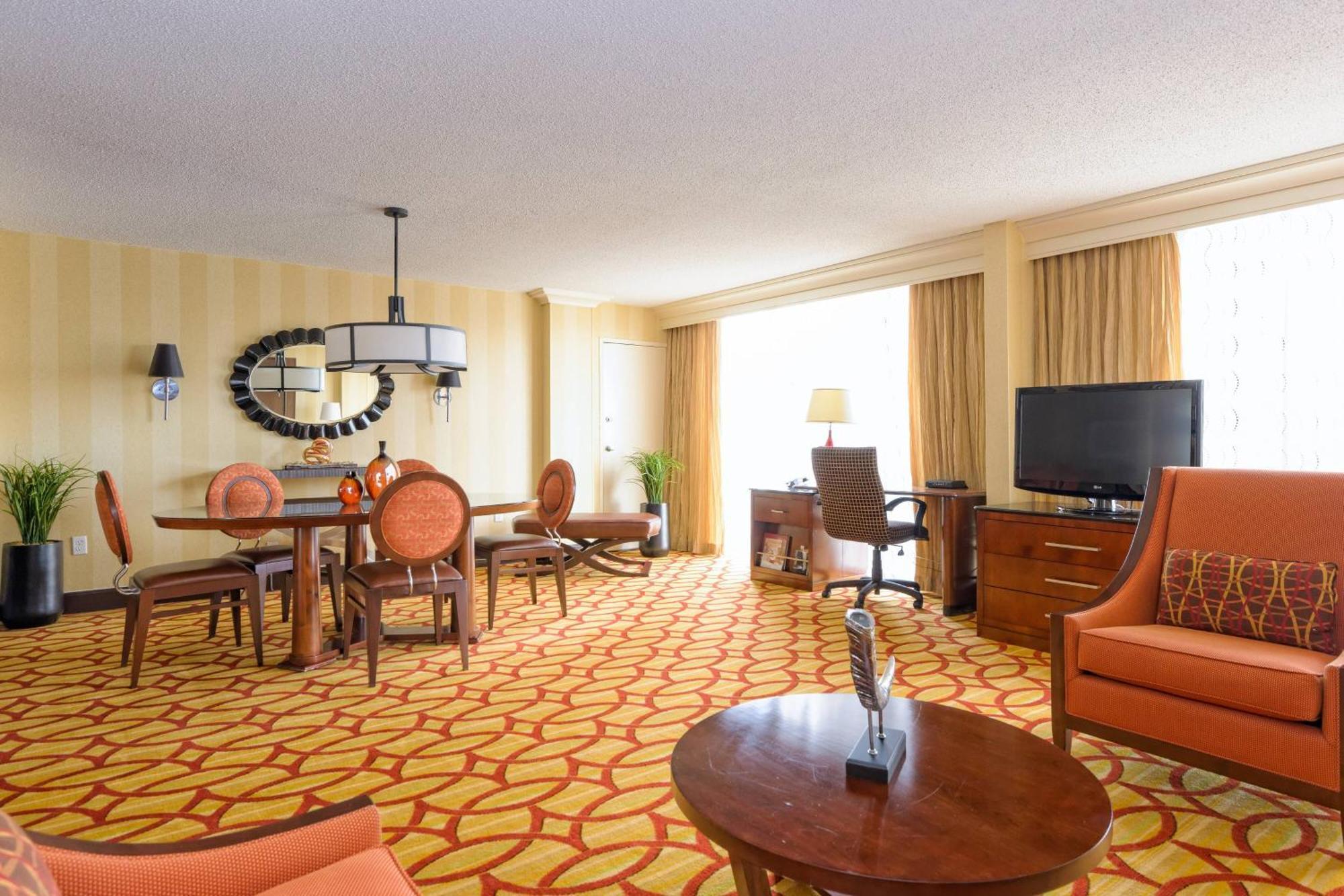 Houston Marriott West Loop By The Galleria מראה חיצוני תמונה